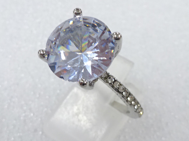 CRYSTAL FASHION RING / JP SIZE 18